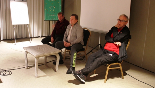 Геннадий Шилов встретился на сборе с игроками и тренерами